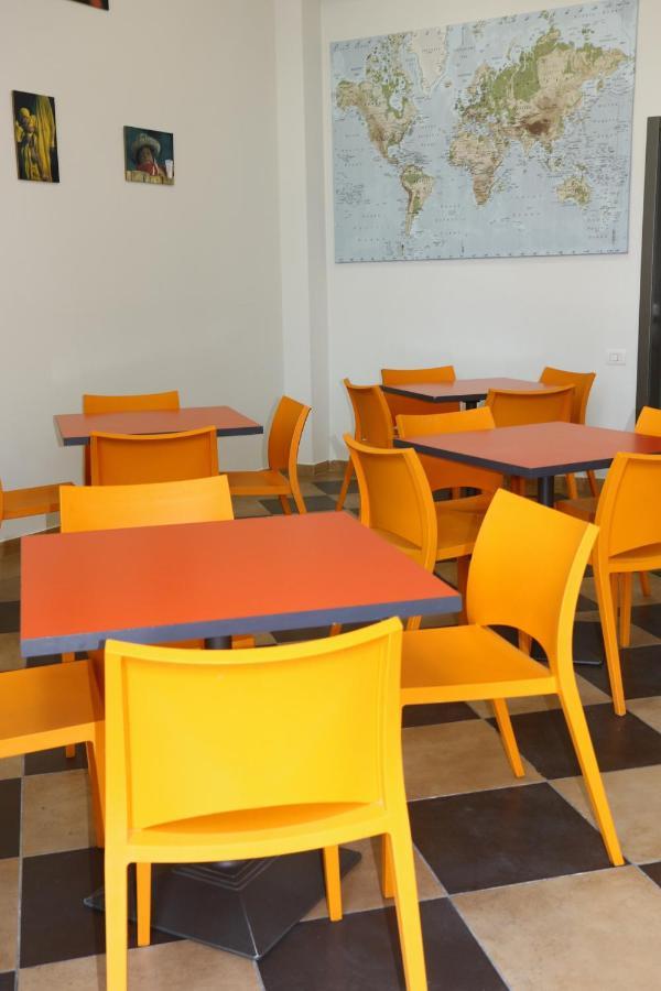 Student'S Hostel Parme Extérieur photo