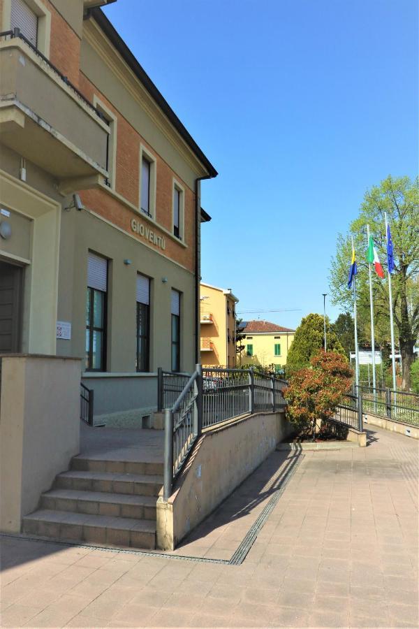 Student'S Hostel Parme Extérieur photo
