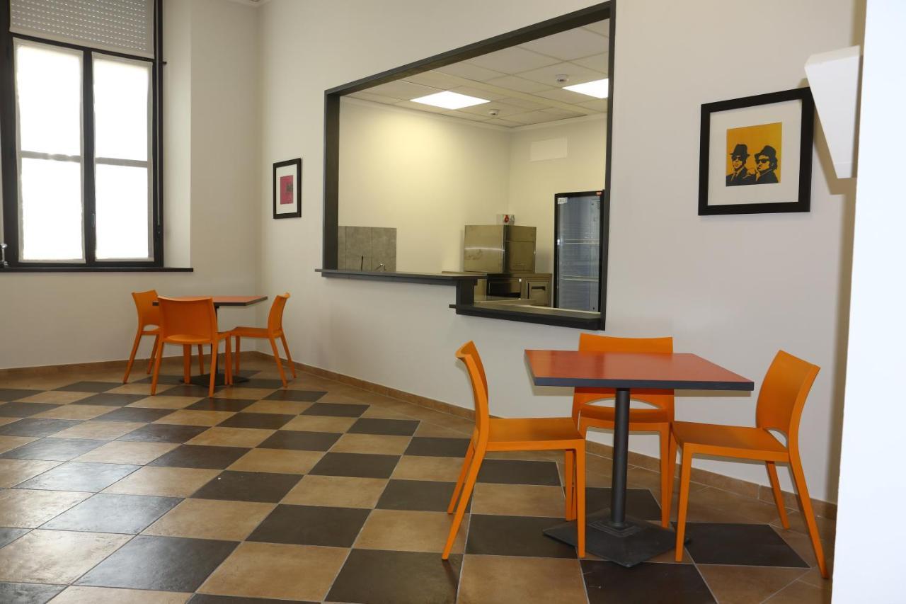 Student'S Hostel Parme Extérieur photo