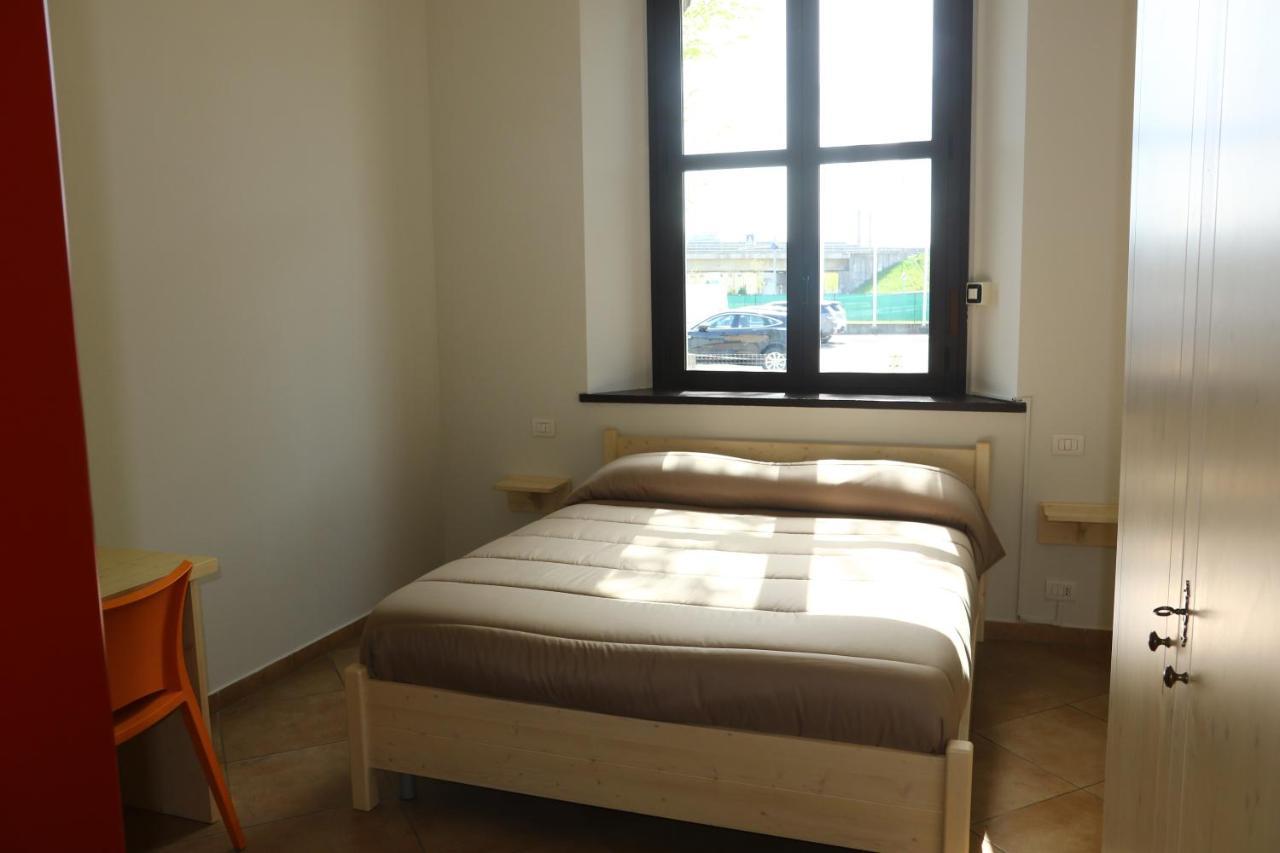 Student'S Hostel Parme Extérieur photo